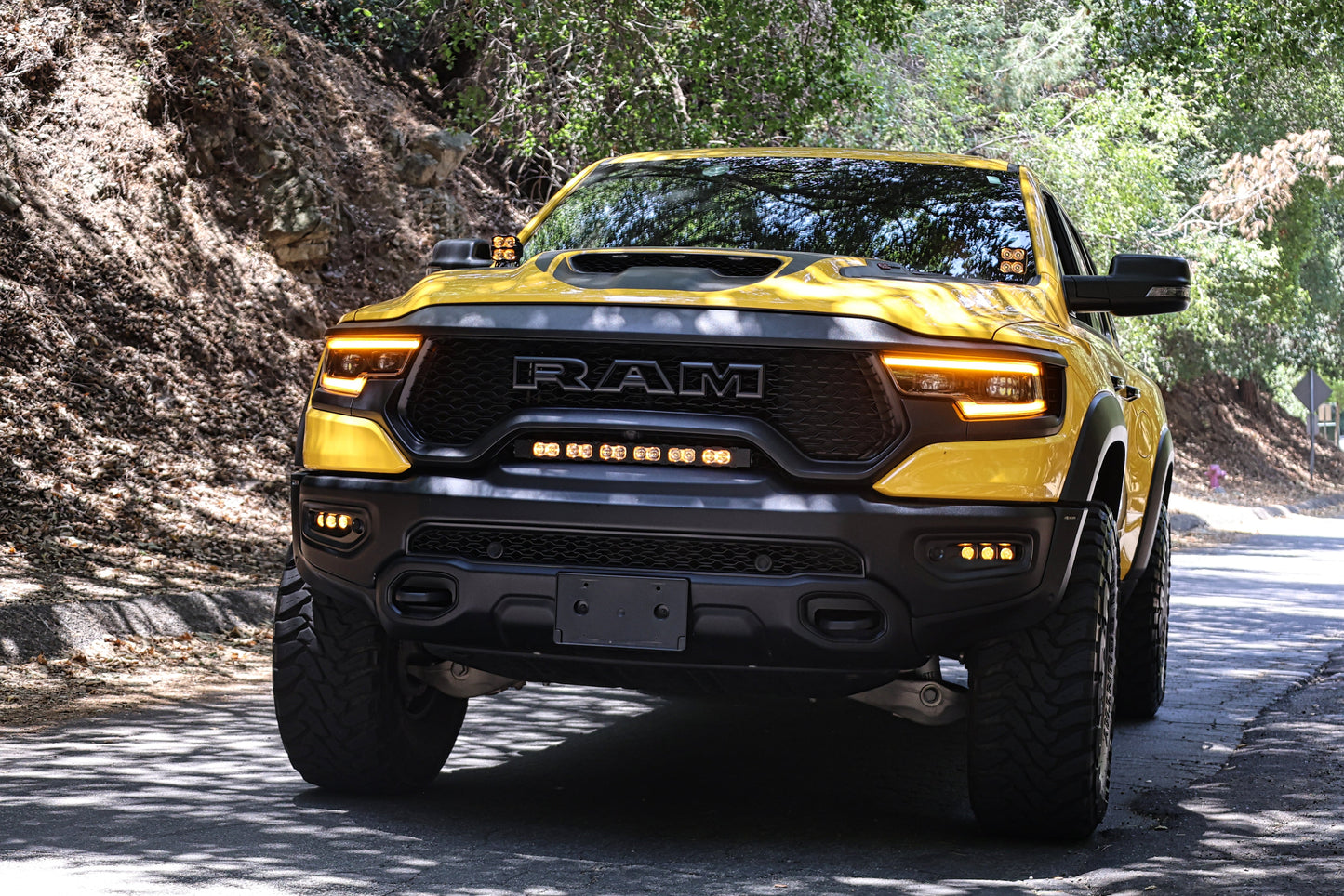 2021-2024 RAM 1500 TRX 23in Light Bar - PRO